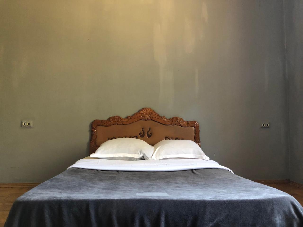Lucky Family Hotel Тбилиси Екстериор снимка
