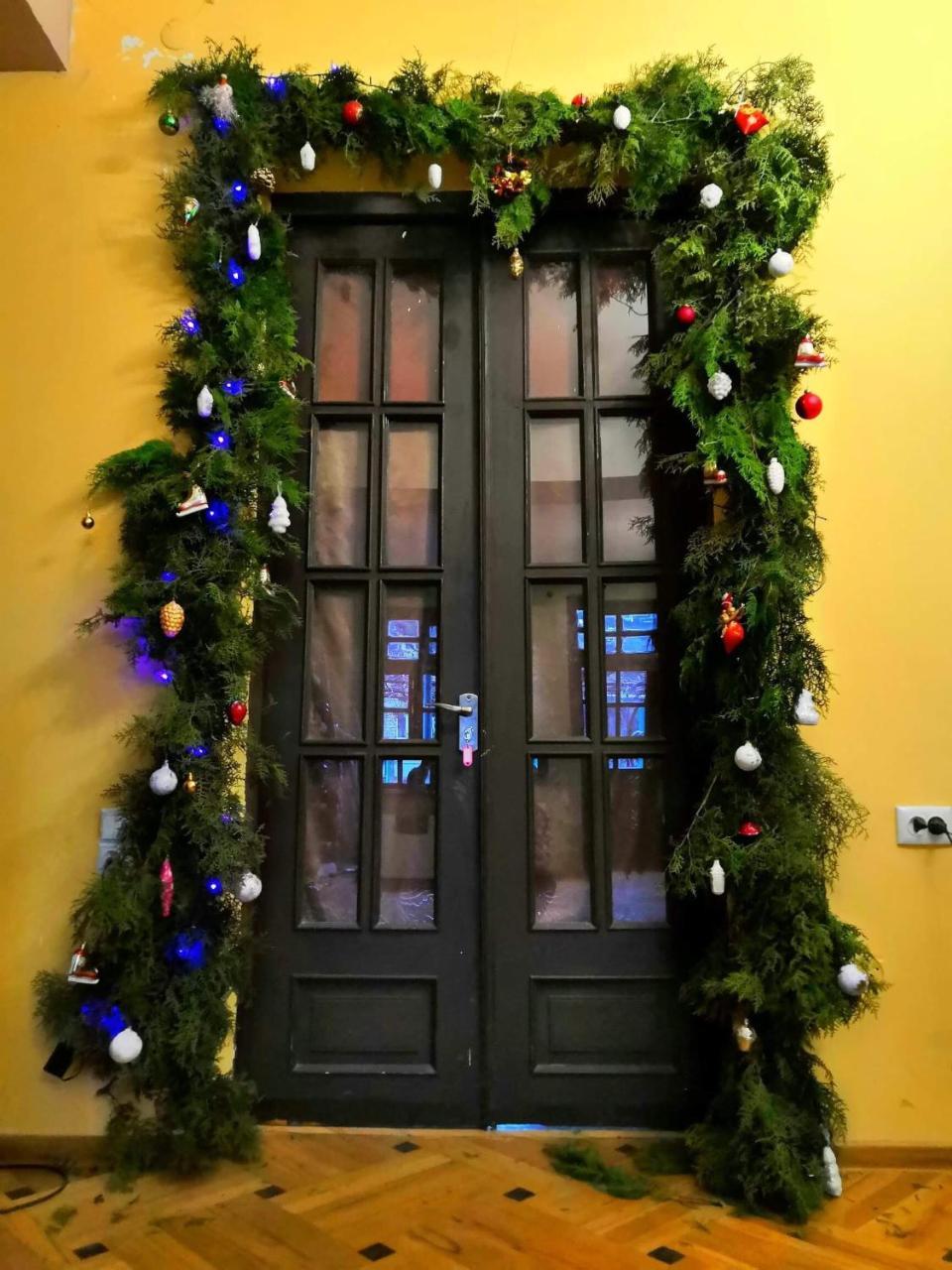 Lucky Family Hotel Тбилиси Екстериор снимка