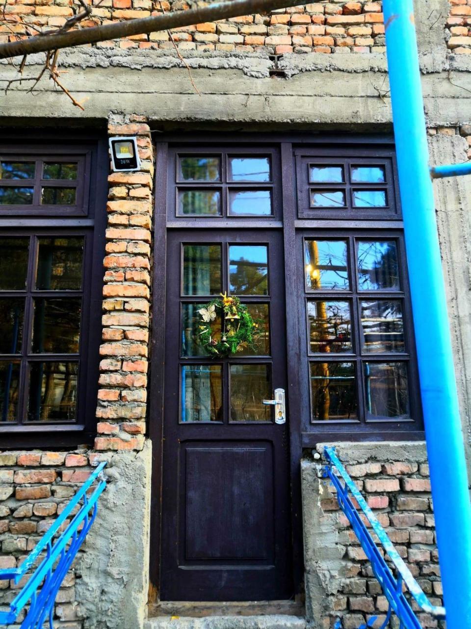 Lucky Family Hotel Тбилиси Екстериор снимка