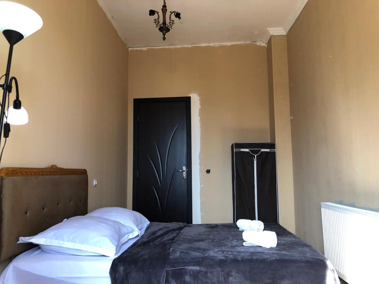 Lucky Family Hotel Тбилиси Екстериор снимка
