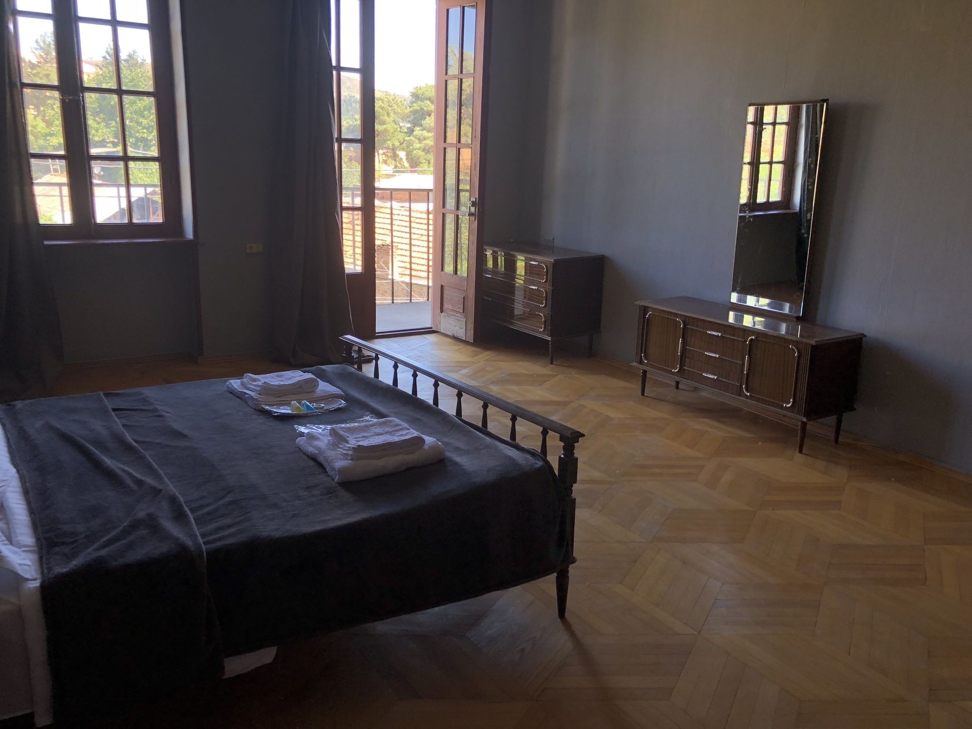 Lucky Family Hotel Тбилиси Екстериор снимка