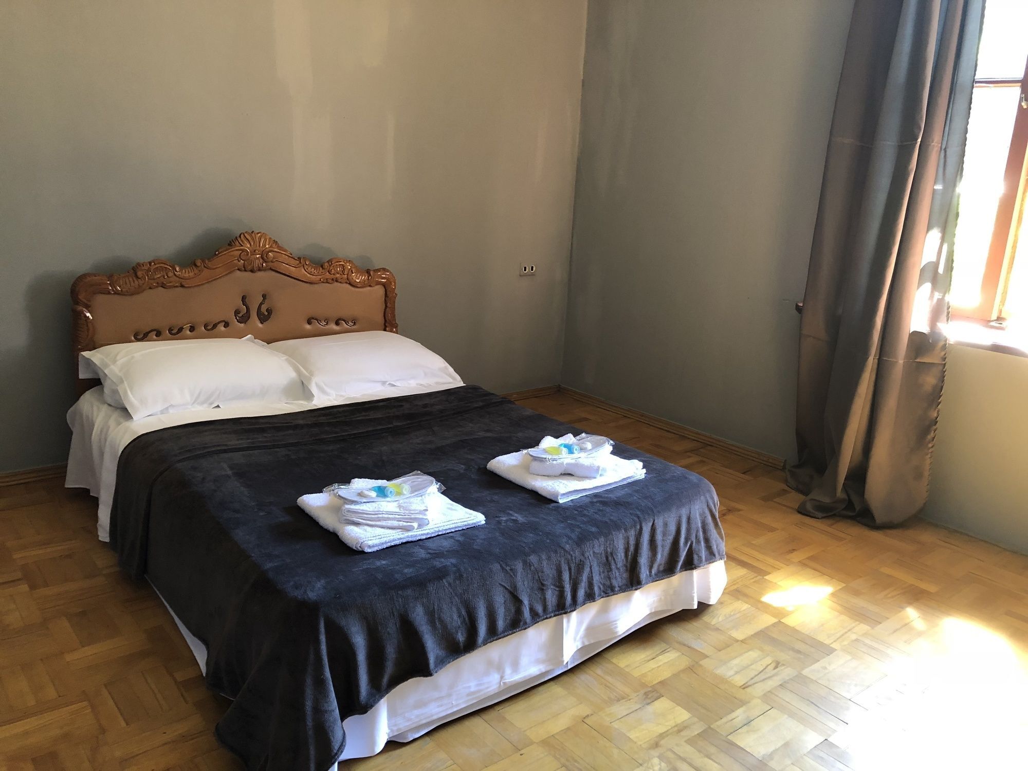 Lucky Family Hotel Тбилиси Екстериор снимка
