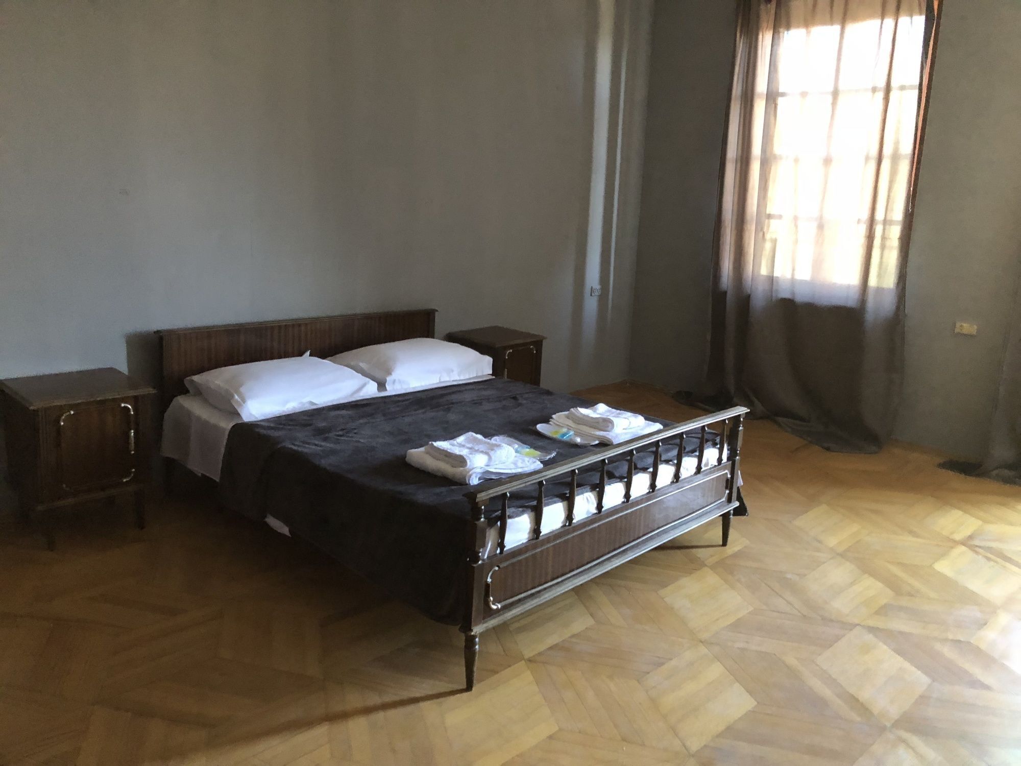 Lucky Family Hotel Тбилиси Екстериор снимка