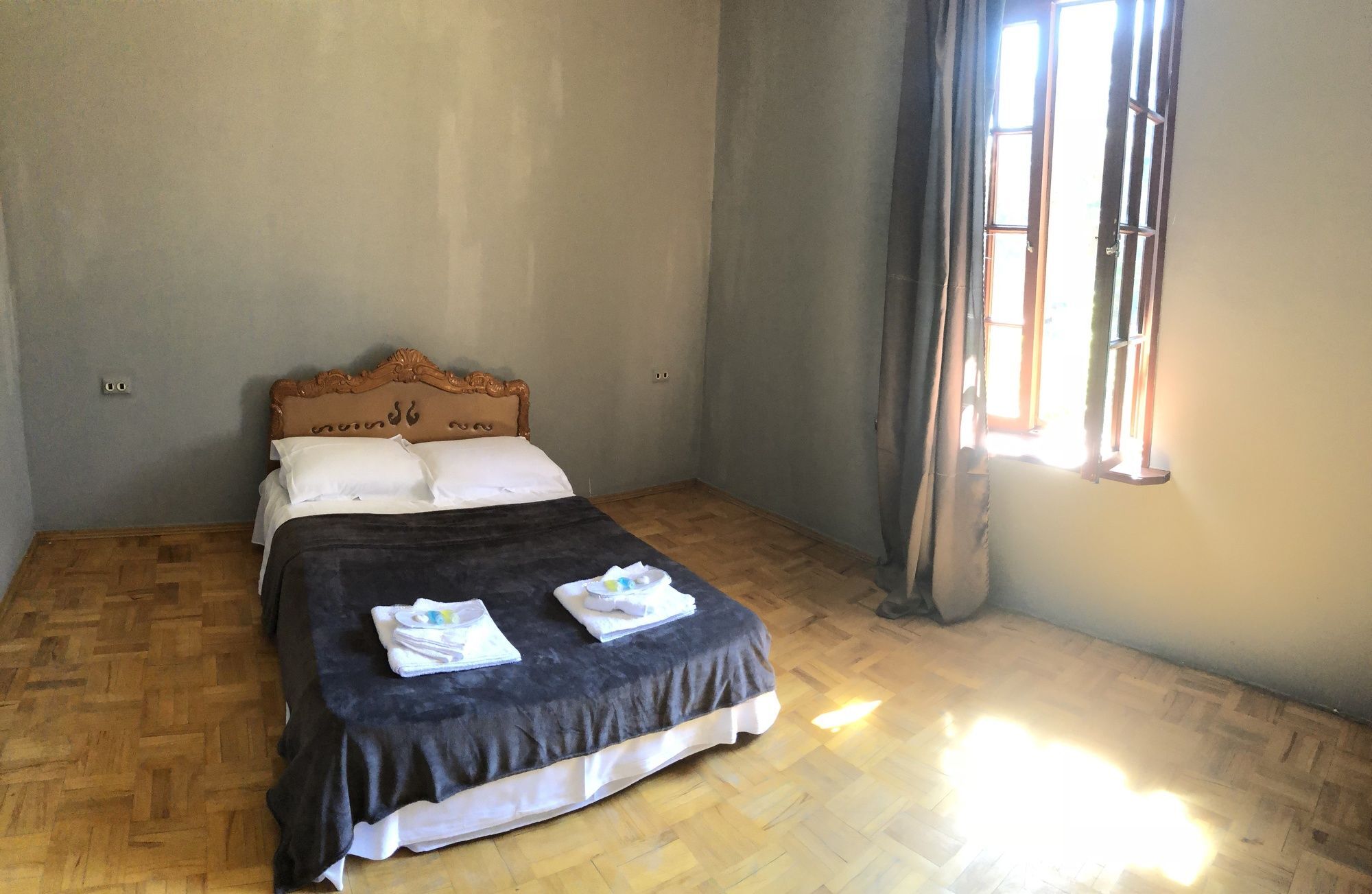 Lucky Family Hotel Тбилиси Екстериор снимка