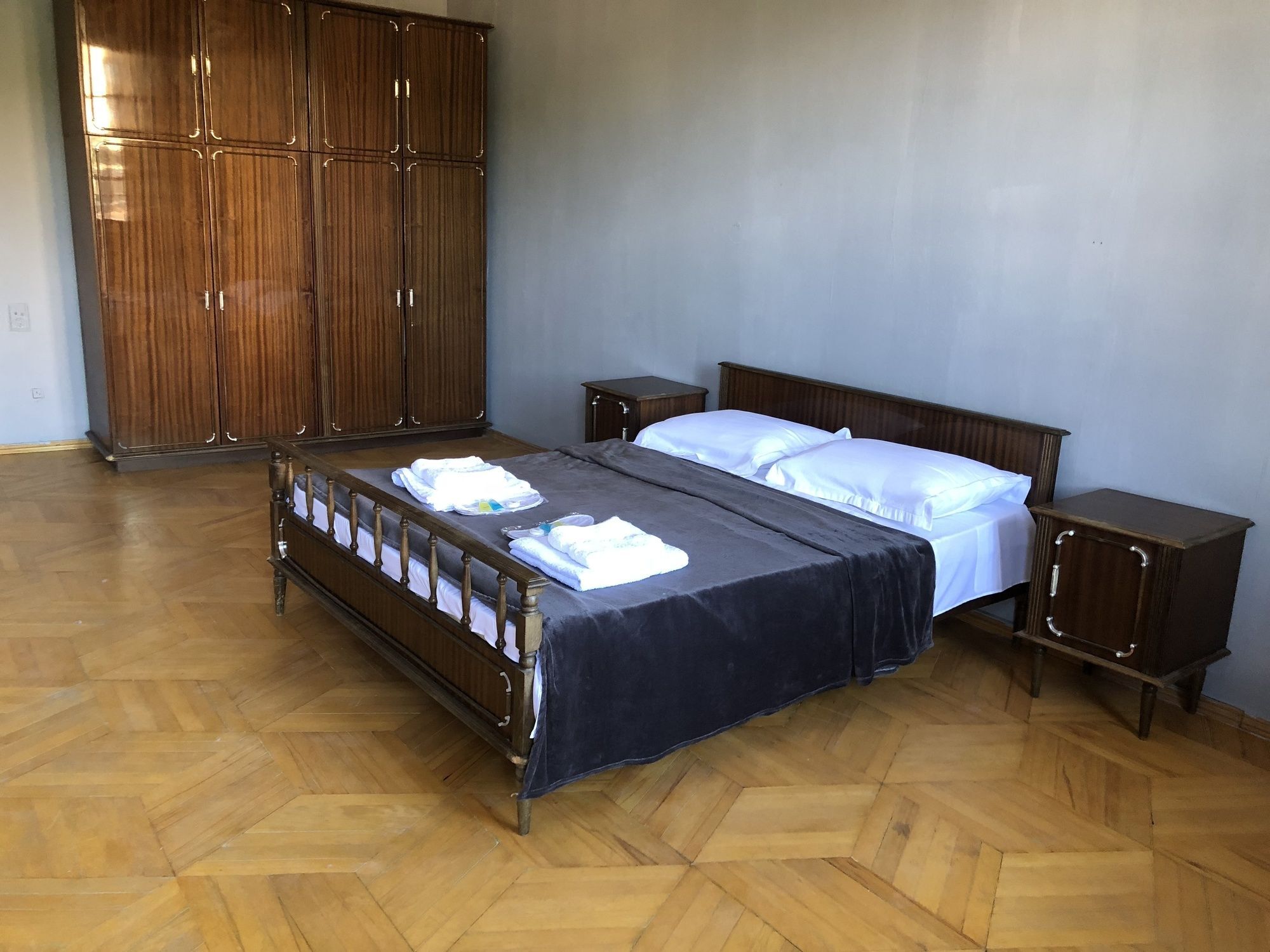 Lucky Family Hotel Тбилиси Екстериор снимка