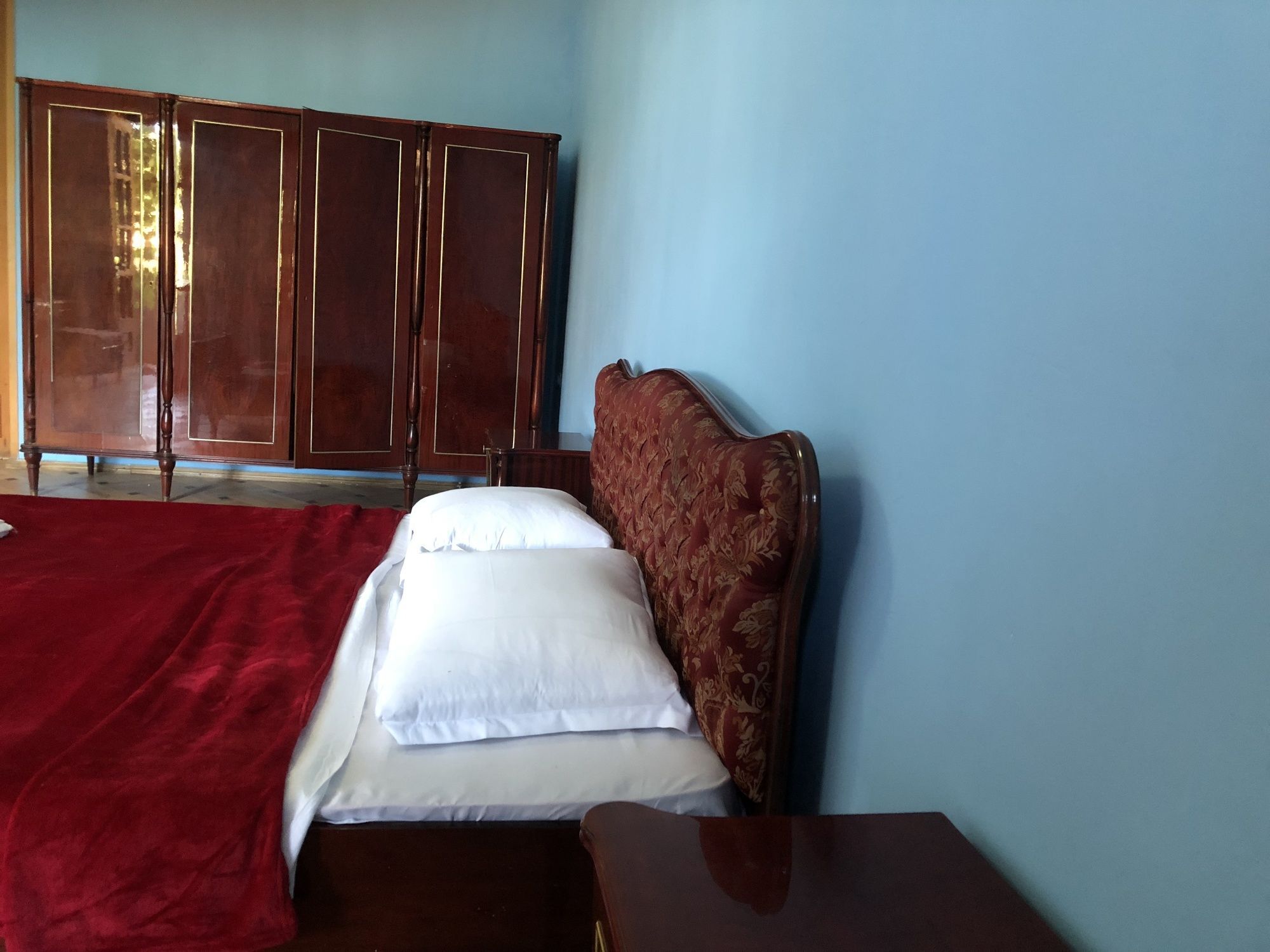 Lucky Family Hotel Тбилиси Екстериор снимка